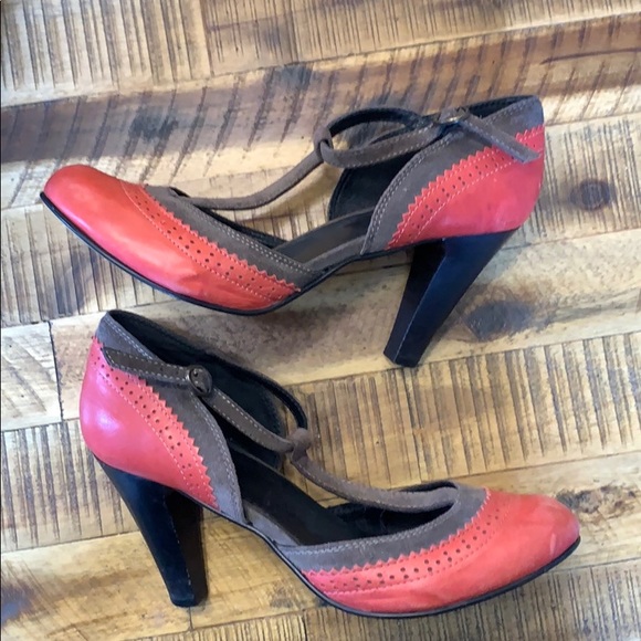 Sundance Shoes - Sundance red and grey heels